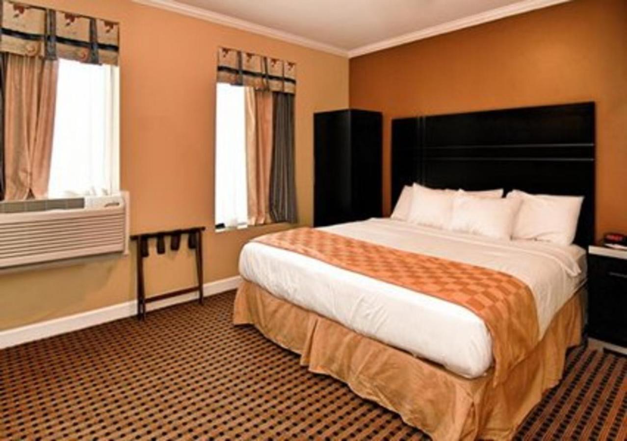 The Prince Hotel Tunkhannock Extérieur photo